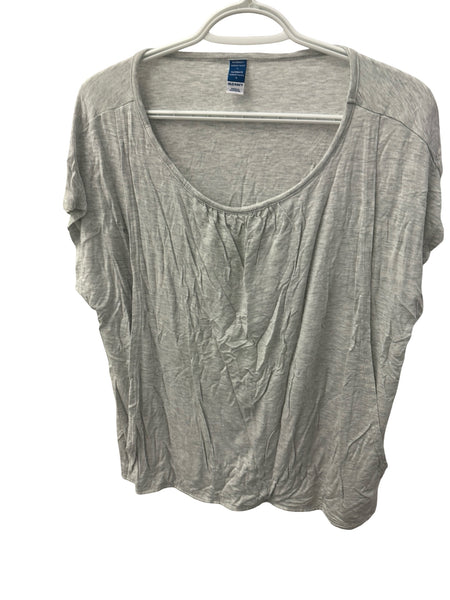 Old Navy Maternity/Nursing - Size L