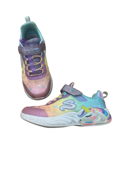 Skechers - Size 3
