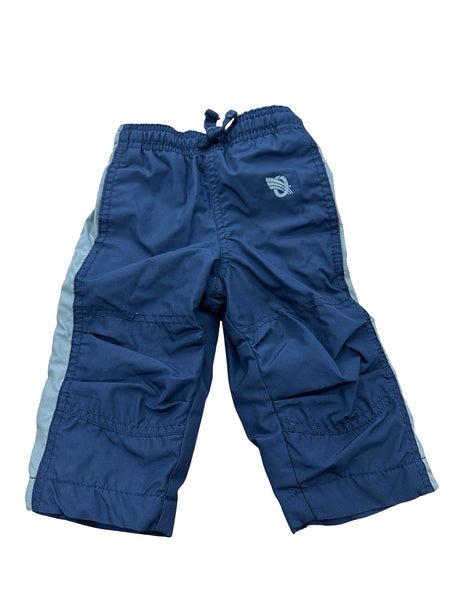 Osh Kosh B'gosh - Size 9M