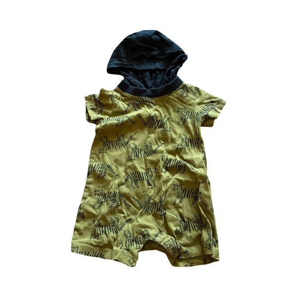 Carter’s - Size 18M