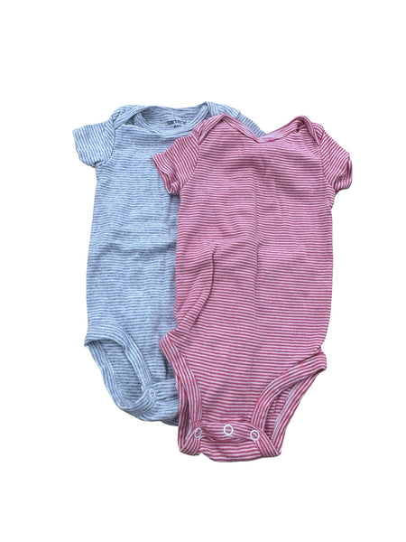 Carter's - 2 PCS - Size 6M