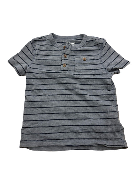 Old Navy - Size 5T