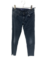 Levi's - Size 8