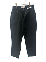 Abercrombie & Fitch - Size 27 (Short)