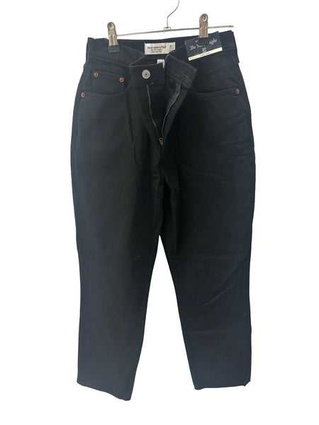 Abercrombie & Fitch - Size 27 (Short)