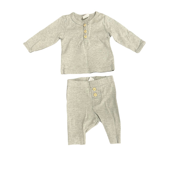 H&M - 2PCS - Size 0-1M