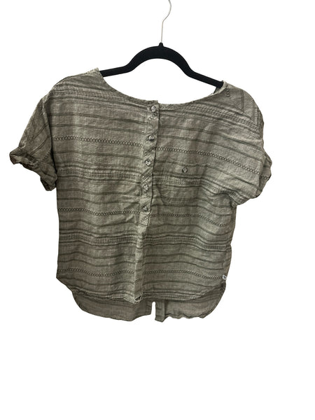 Mountain Hardware - Size Small