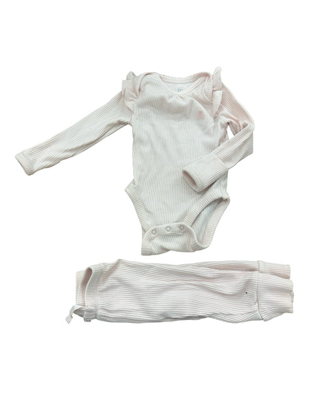 Baby GAP - 2 PCS - Size 3-6M
