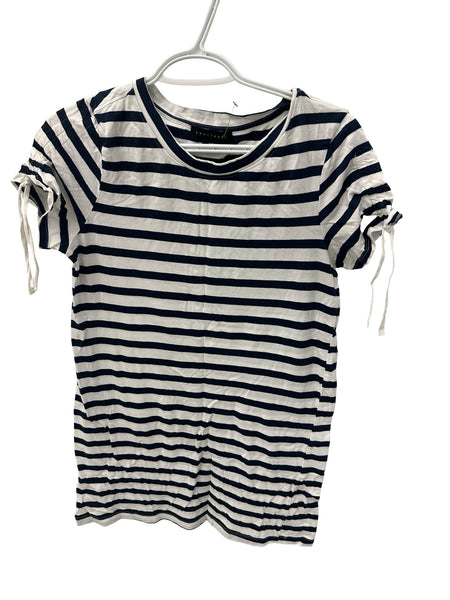 Sanctuary - Size Small