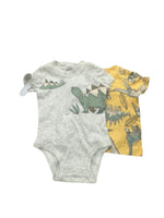 Carter's - 2 PCS - Size 6M