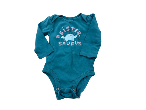 Carter's - Size 6M