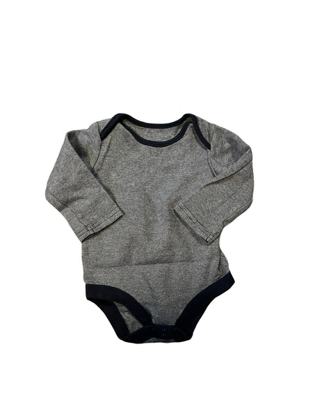 Tu - Size 6-9M