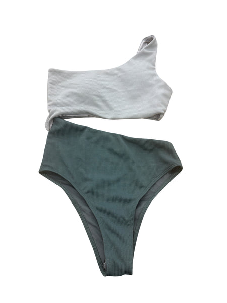 SHEIN - Size Small