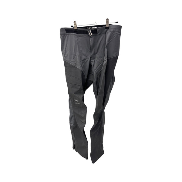 Arc'teryx - Size 6 REG