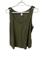 Old Navy - Size L